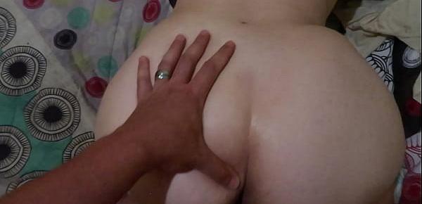  PAWG WITH AWESOME CURVES LOVES TO GET FUCKED ON DOGGY ( SHE HAVE a WET PUSSY)